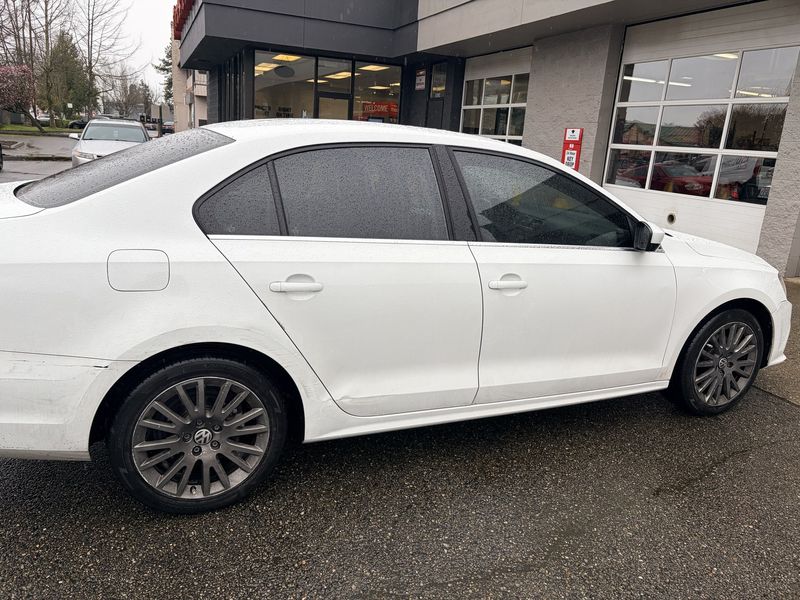 2017 Volkswagen Jetta, side view